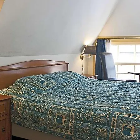 Hendrik Hotel 3*